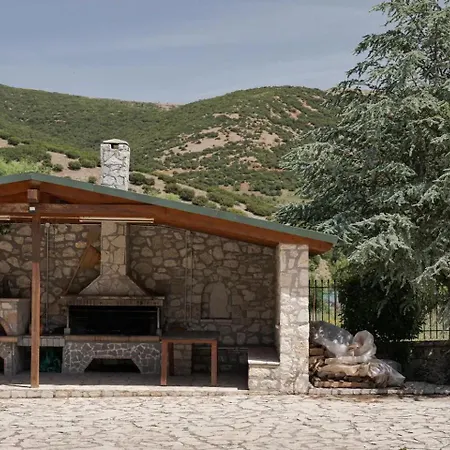 Stiga - Maisonettes Chalet Kalavryta